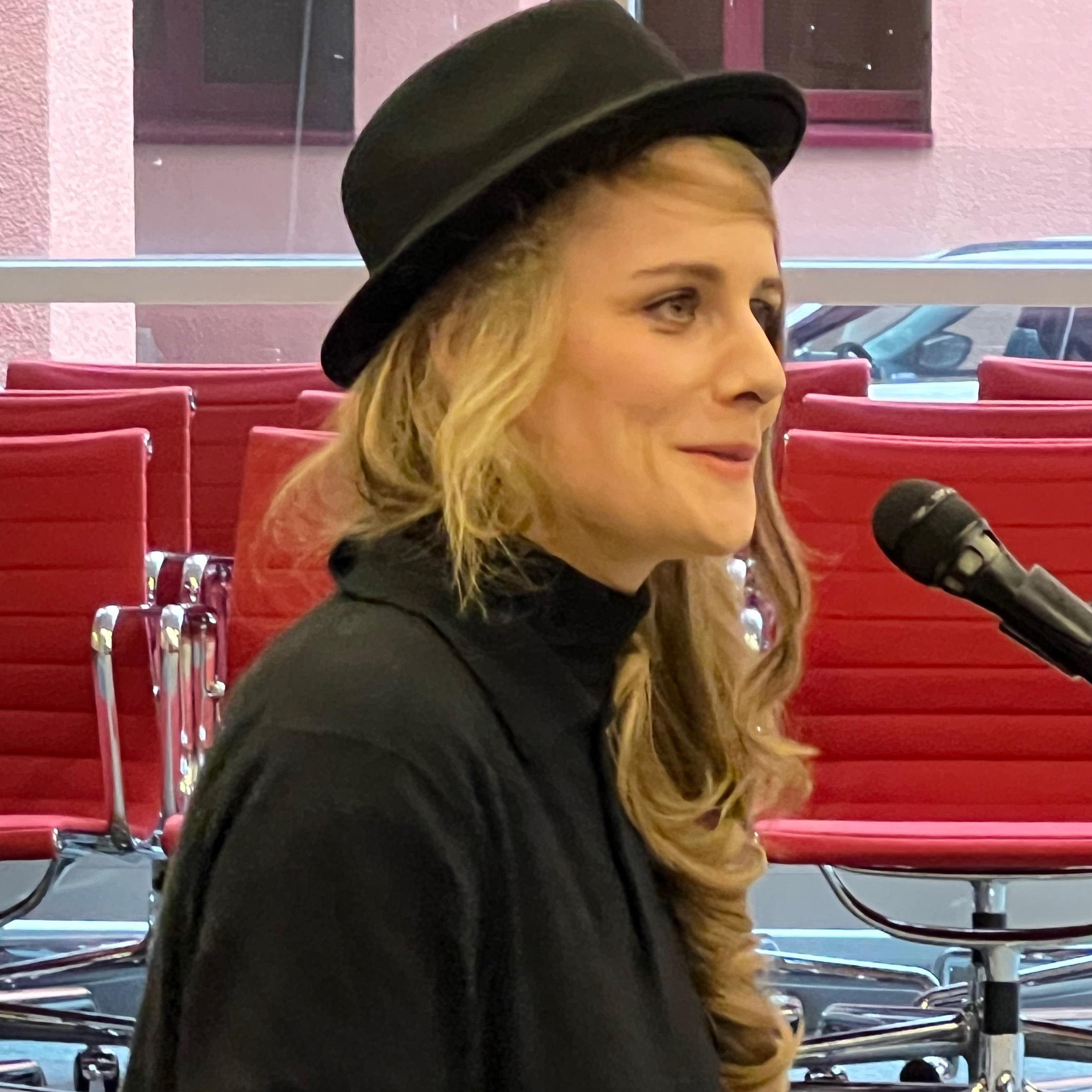 Liedermacherin Laura Braun: "Dieses Leben"