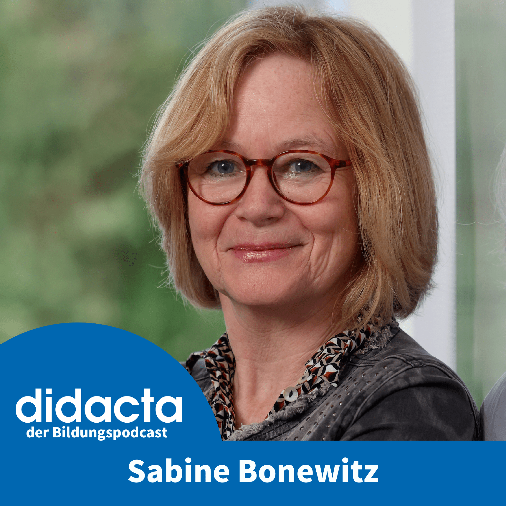 „Vorlesen ist eine Superkraft“ – Wie Bücher Nähe, Sprache und Selbstvertrauen fördern „Vorlesen ist eine Superkraft“ – Wie Bücher Nähe, Sprache und Selbstvertrauen fördern